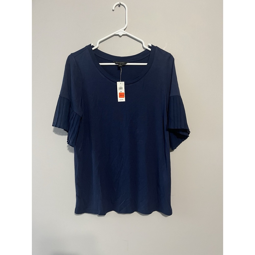NWT Banana Republic Navy Blue Pleated Sleeve T Shirt Medium Summer Boat Beach